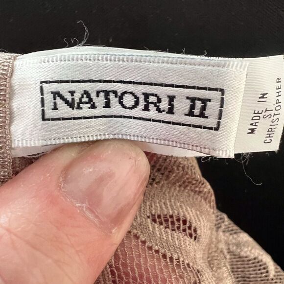 NATORI II - cropped camisole top - Picture 5 of 7